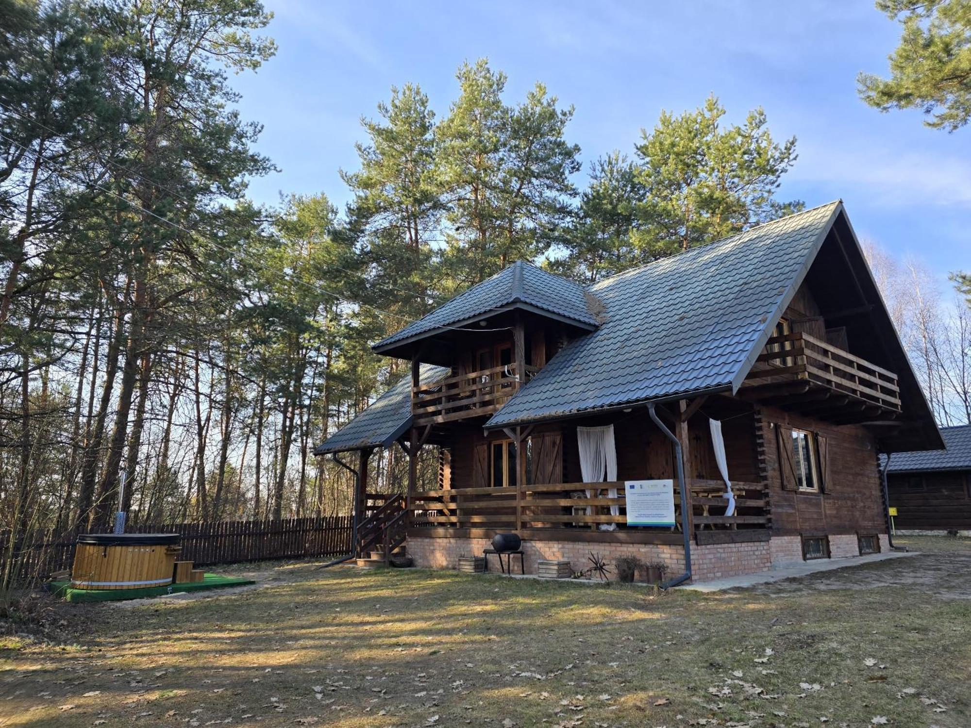Vila Roztocze U Aleksa Susiec - Jacuzii , Goraca Balia!!! Exteriér fotografie